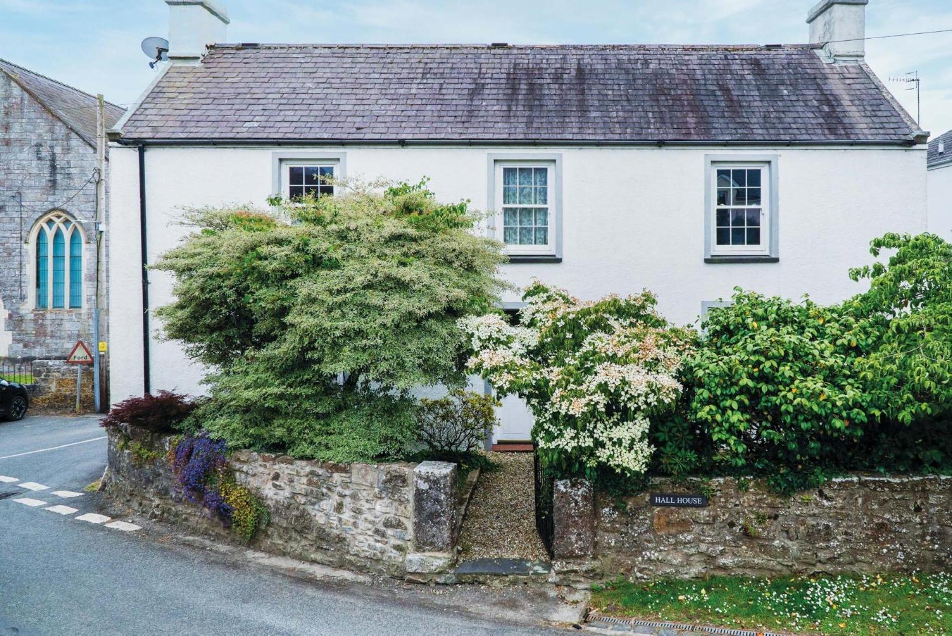 Hall House - 3 Bedroom Cottage - Saint Florence Exterior photo